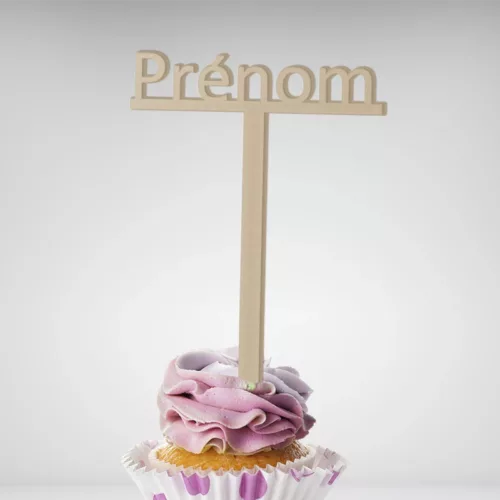 Créez un dessert unique avec ce Cake Topper Prénom pour la pâtisserie