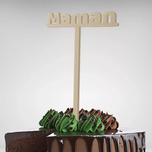 Sublimez la fête des mères avec mon ﻿ Cake Topper Maman! Un ajout élégant pour célébrer cette journée spéciale.