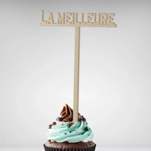 Sublimez la fête des mères avec mon ﻿ Cake Topper La meilleure! Un ajout élégant pour célébrer cette journée spéciale.