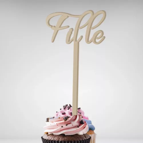 Délices en herbe vous propose à la vente ce Cake Topper Mot Fille