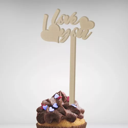 Personnalisez le sommet de votre gâteau avec ce Cake Topper Love You Cœurs