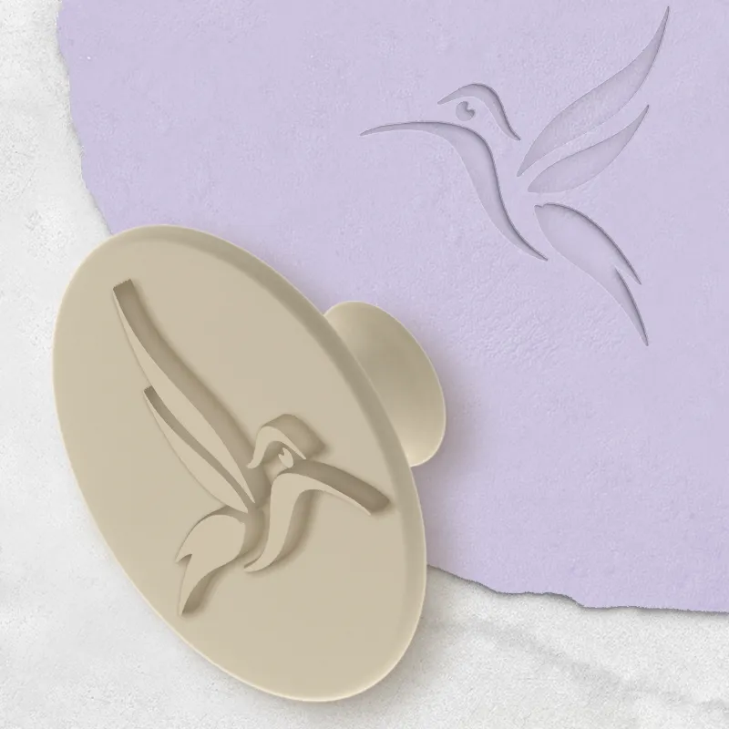 Tampon Oiseau Colibri made in France, livraison gratuite - Embellissez vos gâteaux avec style !